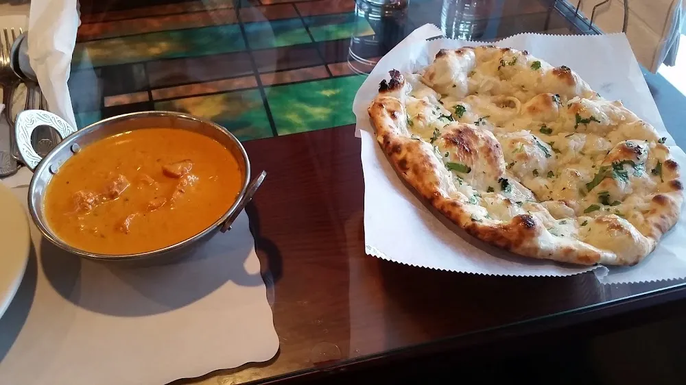 Butter Chicken and Onion